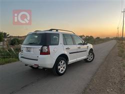 لاند روفر LR2